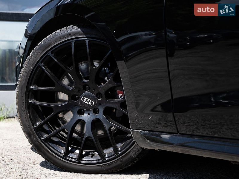 Седан Audi S4 2022 в Киеве