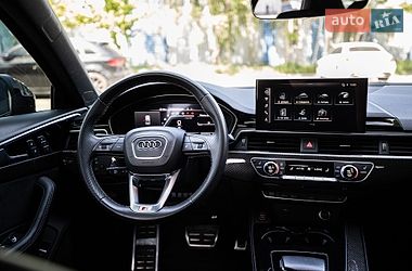 Седан Audi S4 2022 в Киеве
