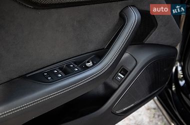 Седан Audi S4 2022 в Киеве