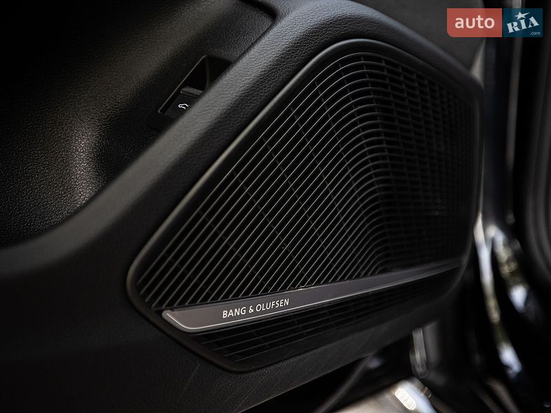 Седан Audi S4 2022 в Киеве