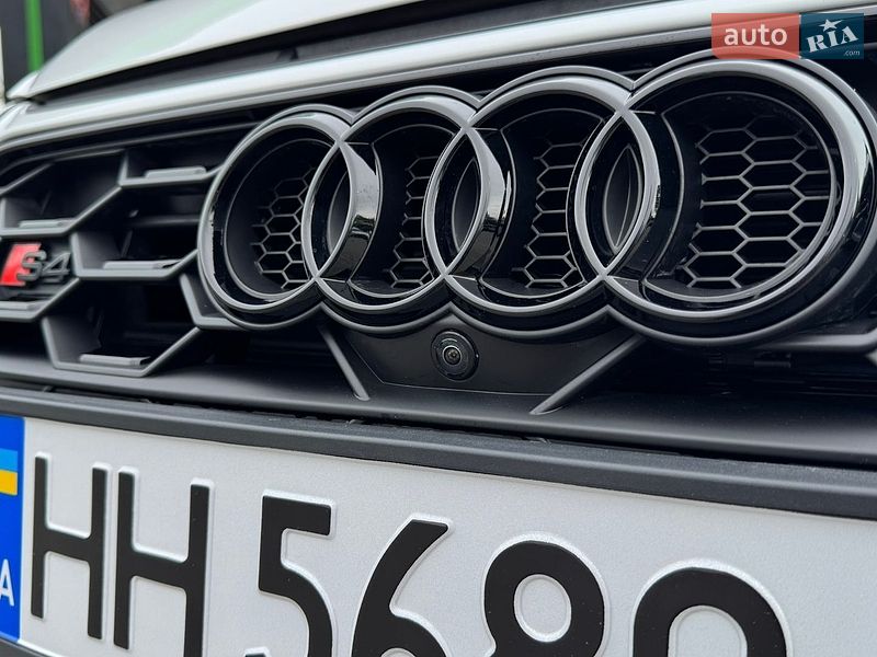 Седан Audi S4 2022 в Одессе