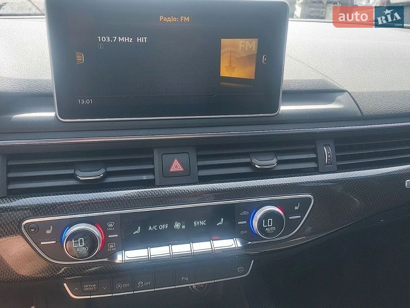 Седан Audi S4 2018 в Ровно