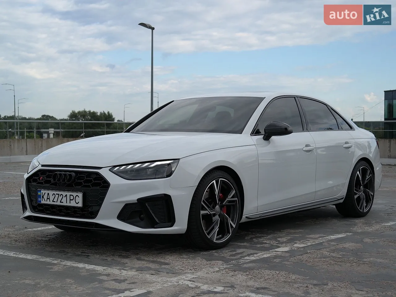 2019 Audi S4 - мініатюра 8