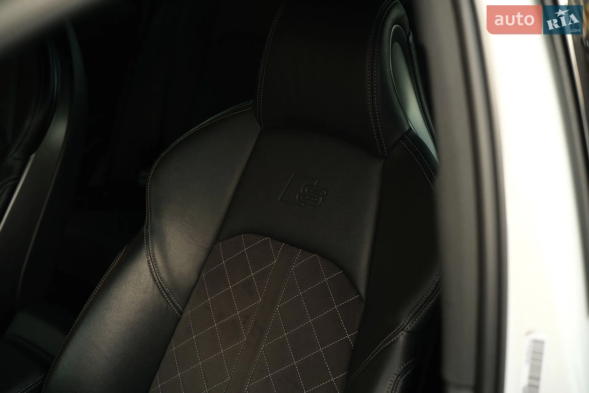 2018 Audi S4 - мініатюра 14
