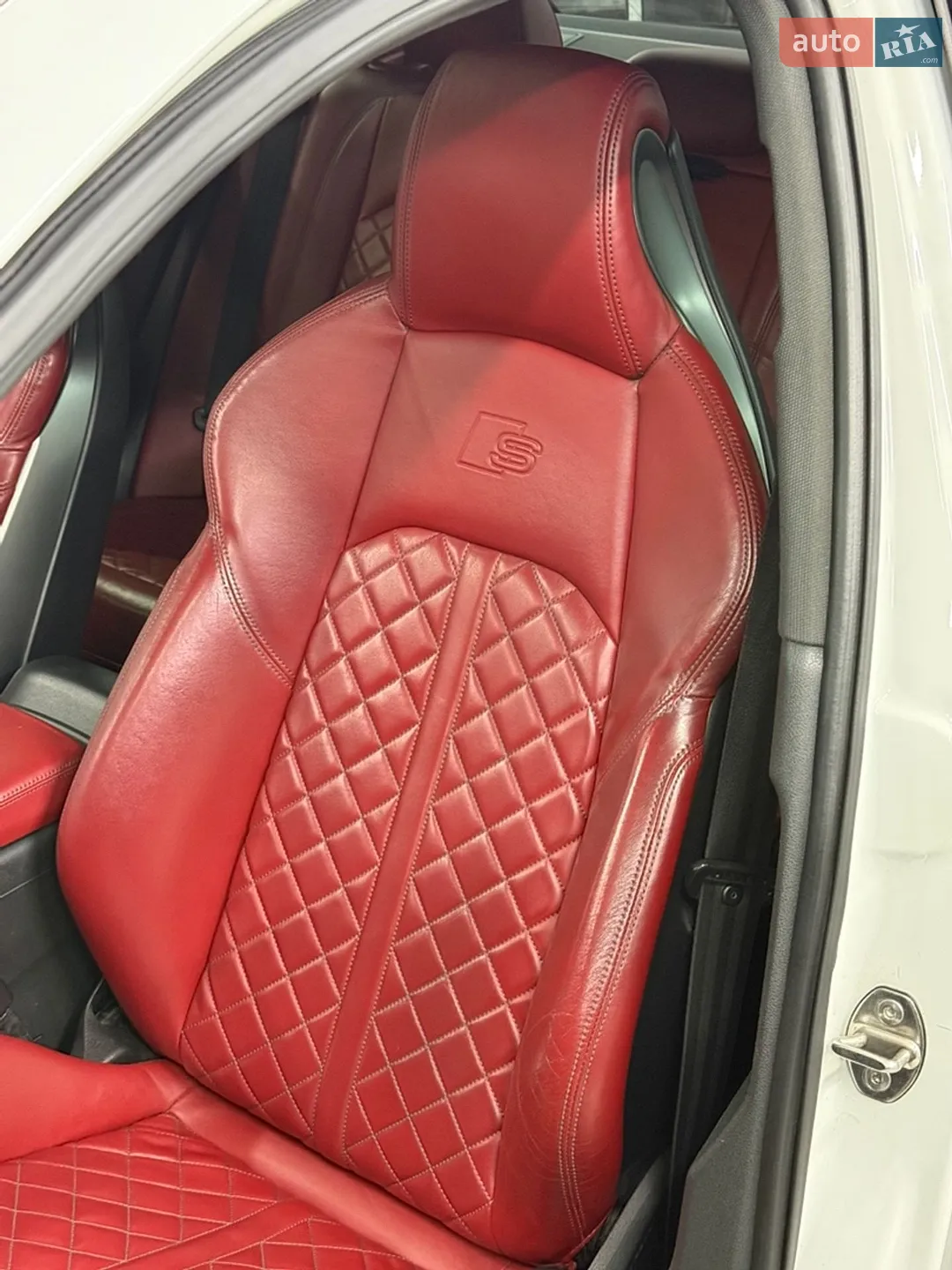 2017 Audi S4 - мініатюра 22