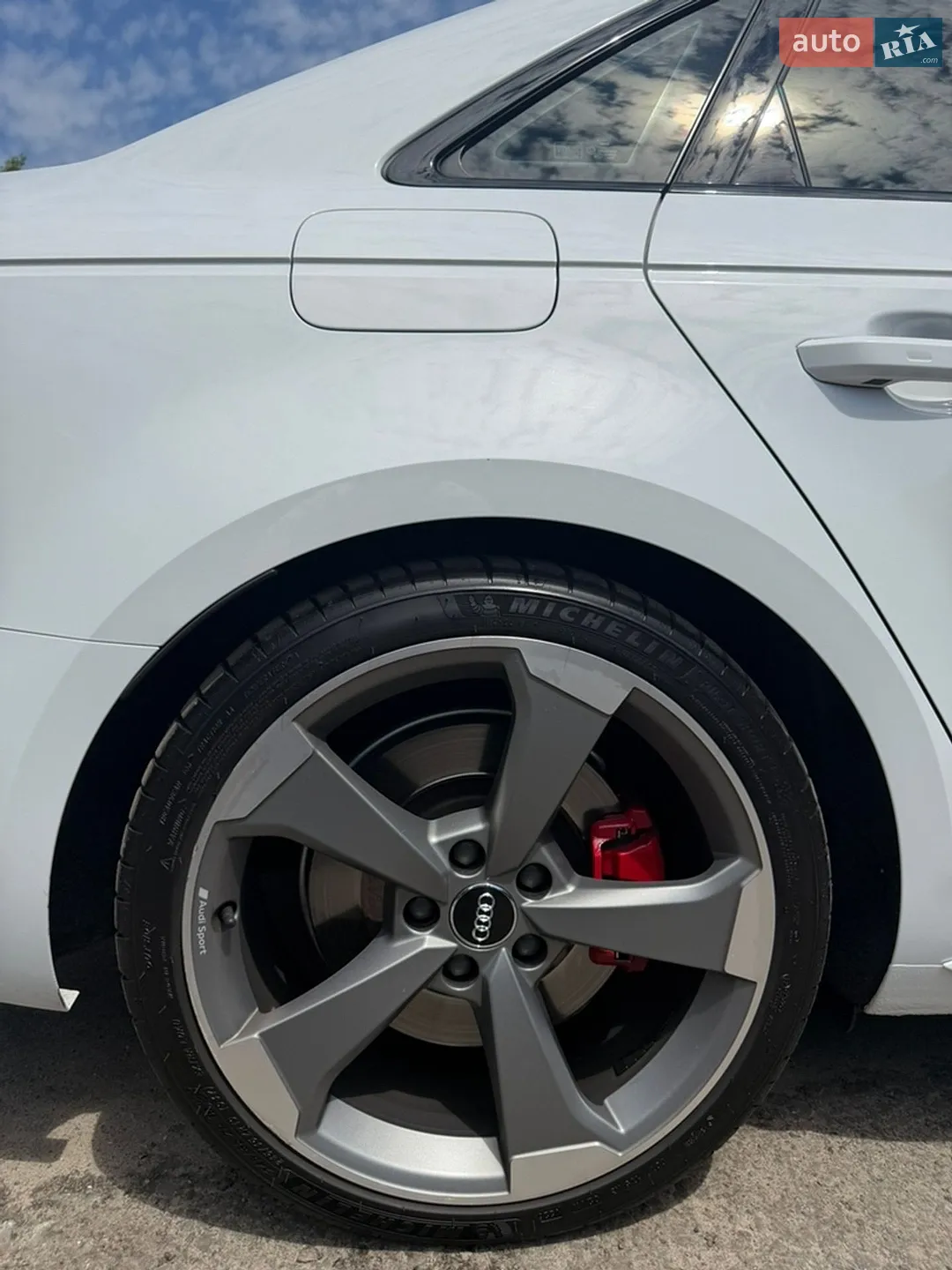 2019 Audi S4 - мініатюра 8