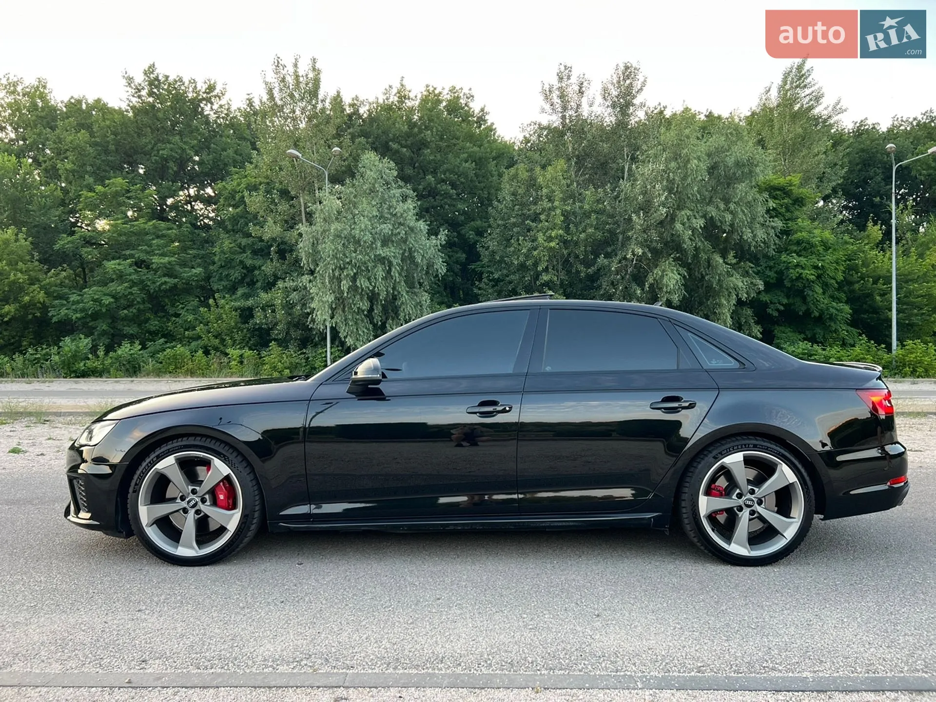 2019 Audi S4 - мініатюра 8
