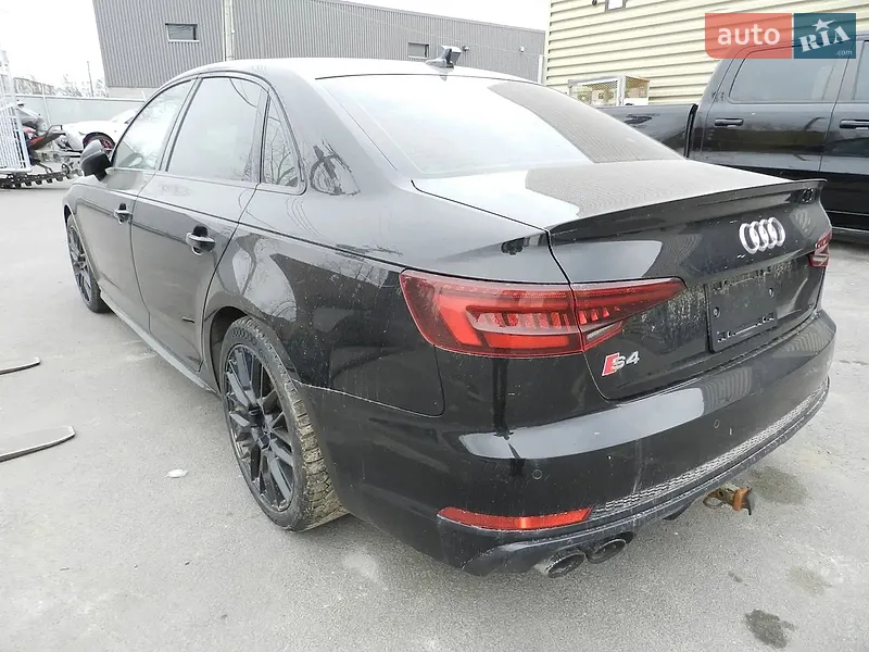 Audi S4 2019