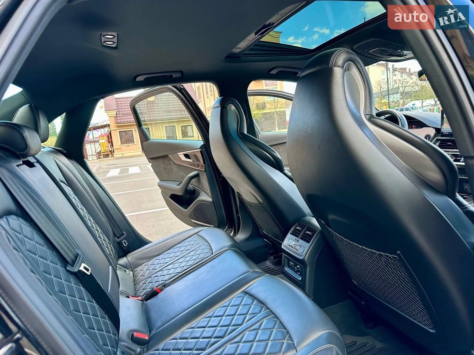 2019 Audi S4 - мініатюра 25