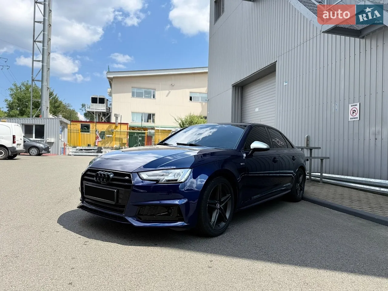 2017 Audi S4 - мініатюра 22