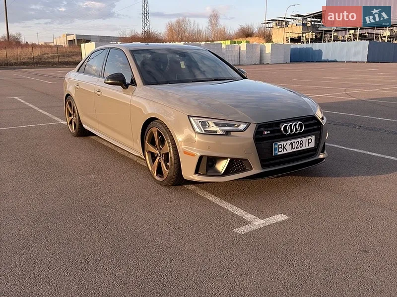 Audi S4 2019