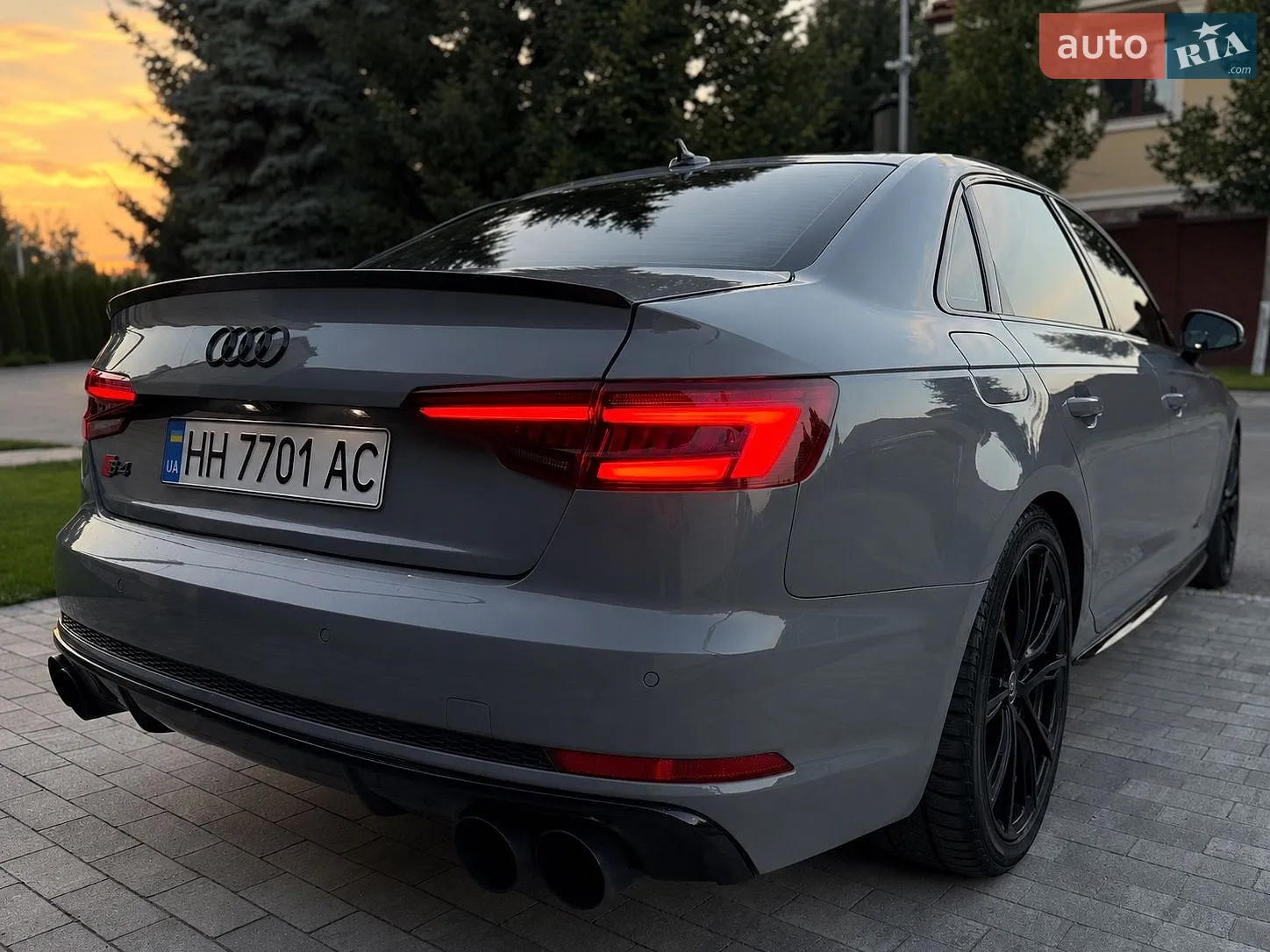 2017 Audi S4 - мініатюра 29