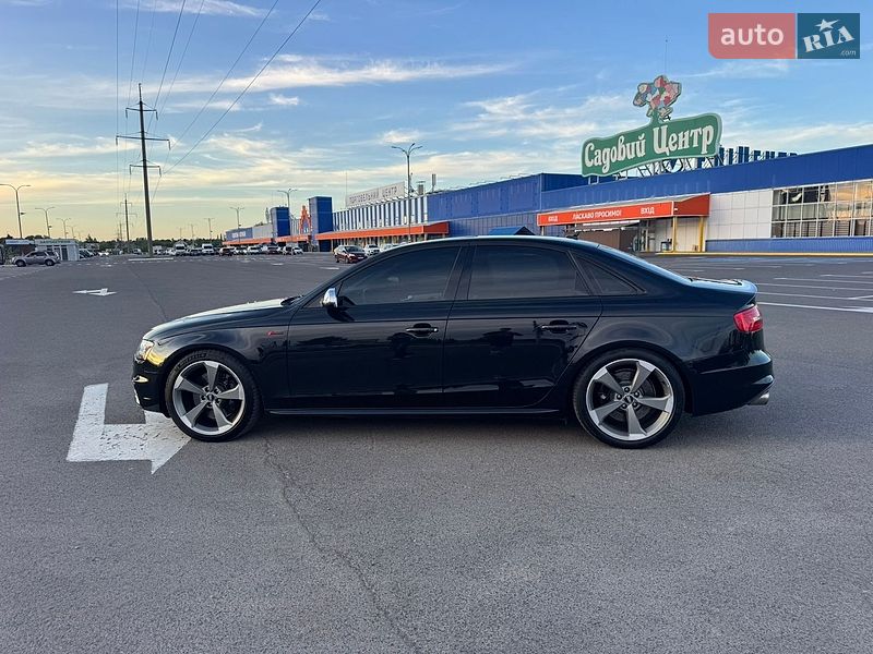 Седан Audi S4 2013 в Києві