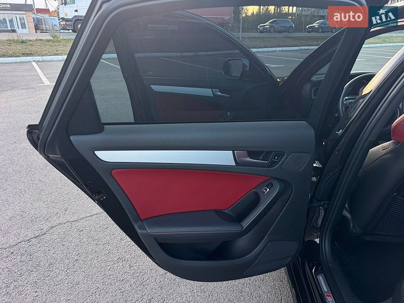 Седан Audi S4 2013 в Києві