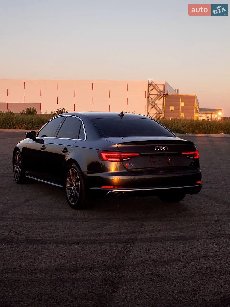 2017 Audi S4 - мініатюра 6