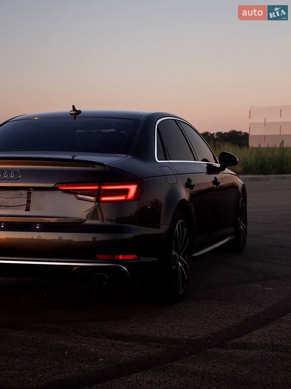 2017 Audi S4 - мініатюра 9