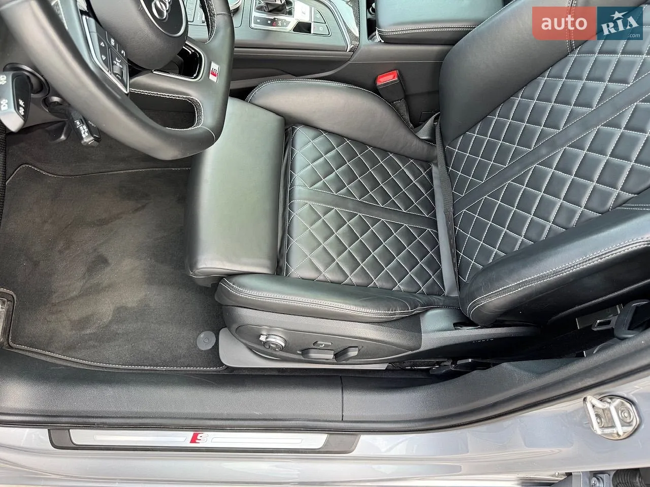 2017 Audi S4 - мініатюра 27