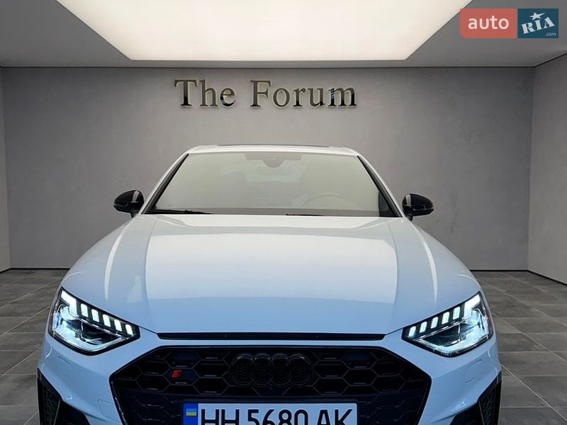 Седан Audi S4 2022 в Одессе