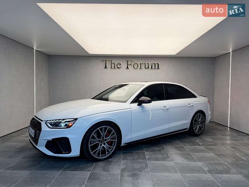 Седан Audi S4 2022 в Одессе