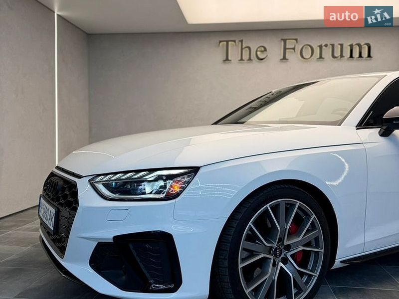 Седан Audi S4 2022 в Одессе