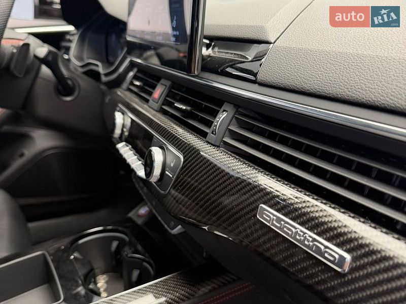 Седан Audi S4 2022 в Одессе
