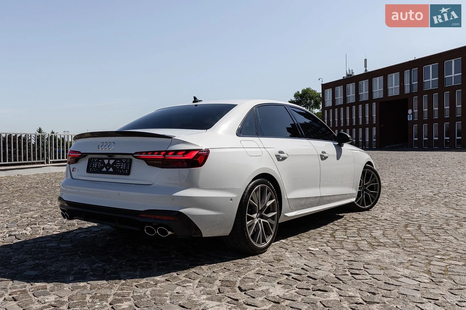 2021 Audi S4 - мініатюра 8
