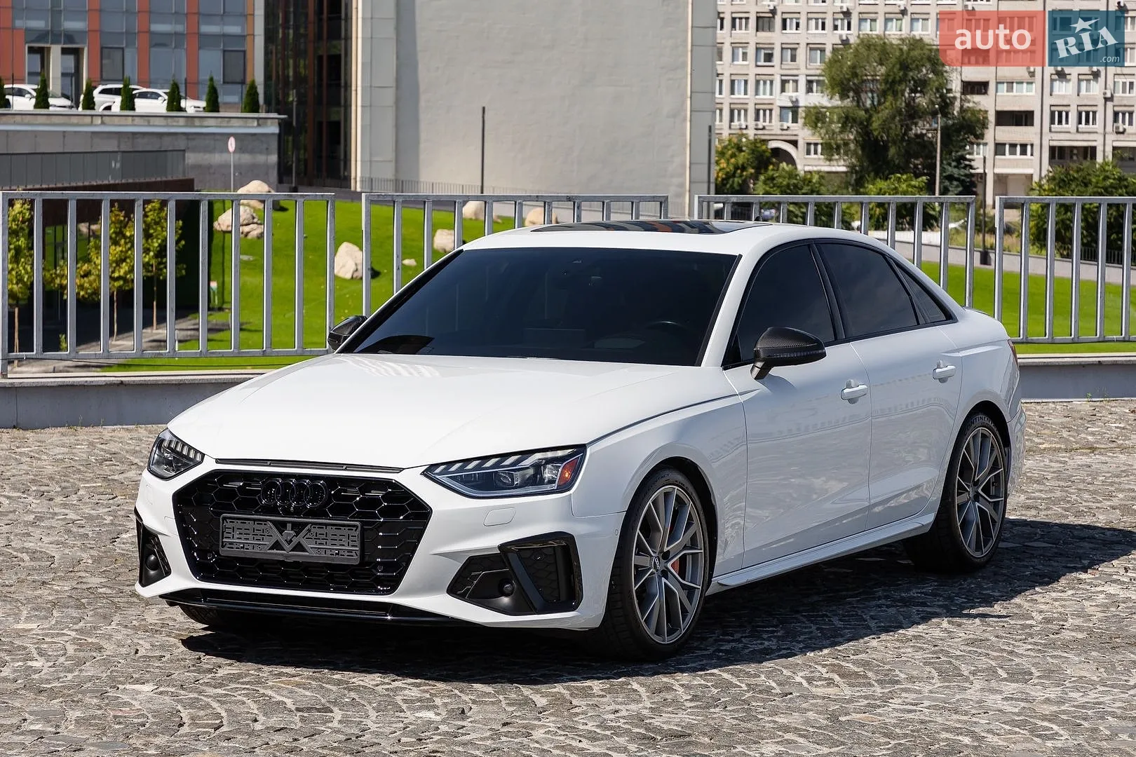 2021 Audi S4 - мініатюра 17