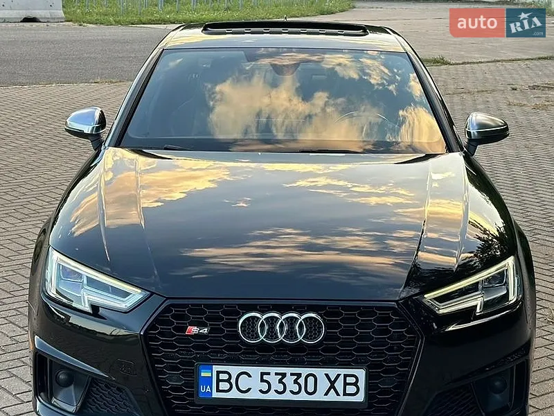 Audi S4 2019