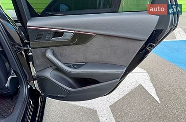Седан Audi S4 2018 в Києві