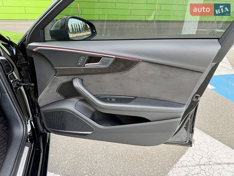 Седан Audi S4 2018 в Києві