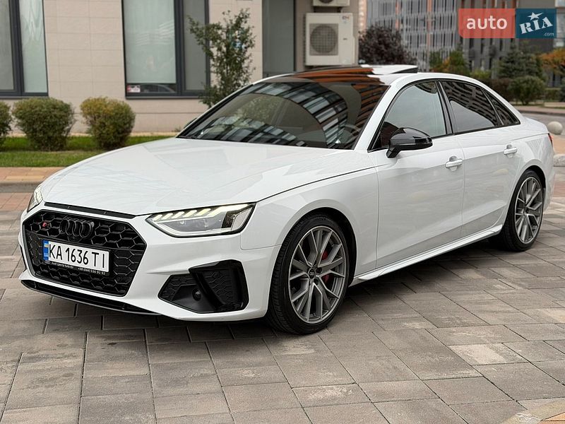 Audi S4 2022