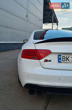 Лифтбек Audi S5 Sportback 2014 в 