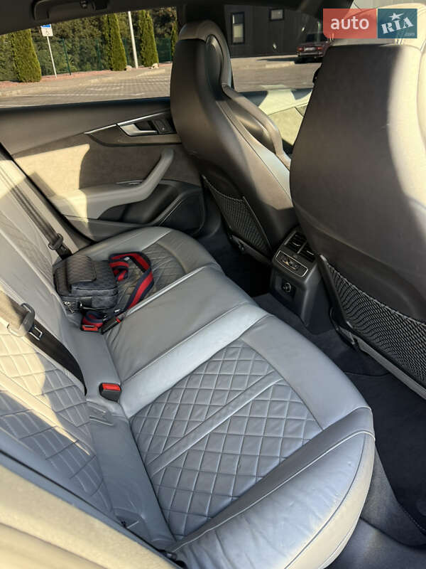 Ліфтбек Audi S5 Sportback 2017 в Кременчуці фото 12 Ліфтбек Audi S5 Sportback 2017 в Кременчуці