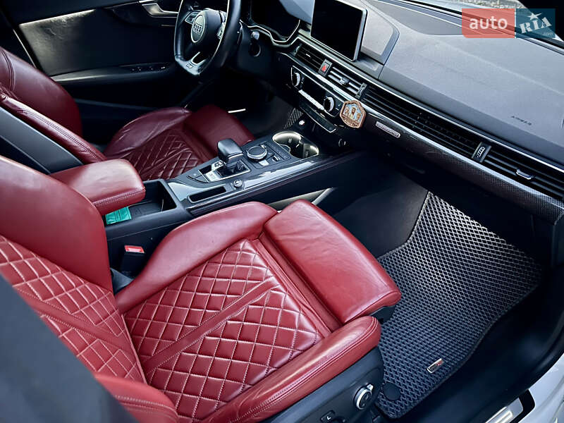 Купе Audi S5 Sportback 2018 в Днепре