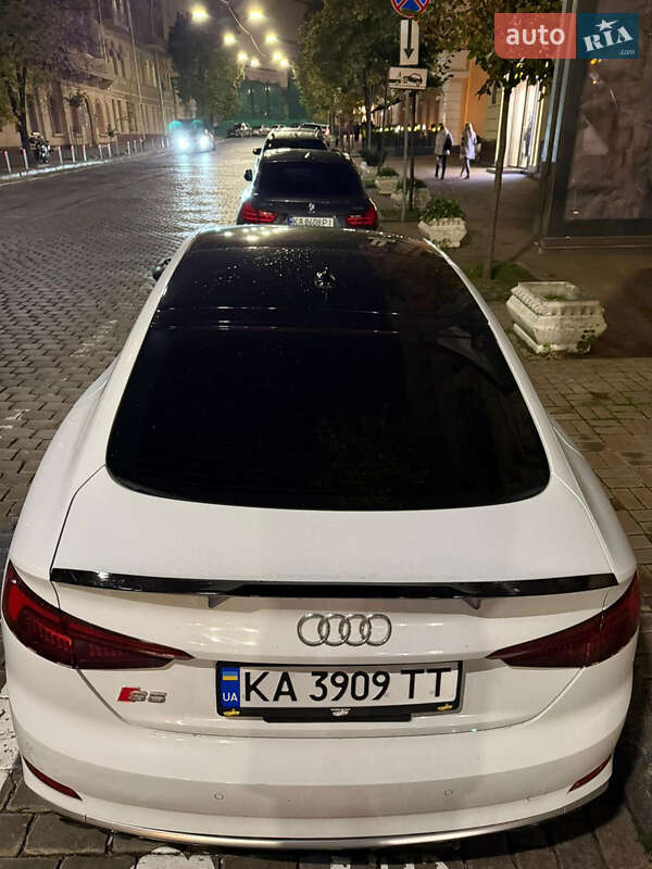 Лифтбек Audi S5 Sportback 2017 в Киеве фото 10 Лифтбек Audi S5 Sportback 2017 в Киеве