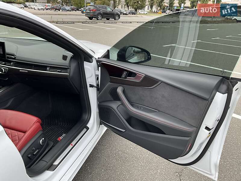 Лифтбек Audi S5 Sportback 2024 в Киеве