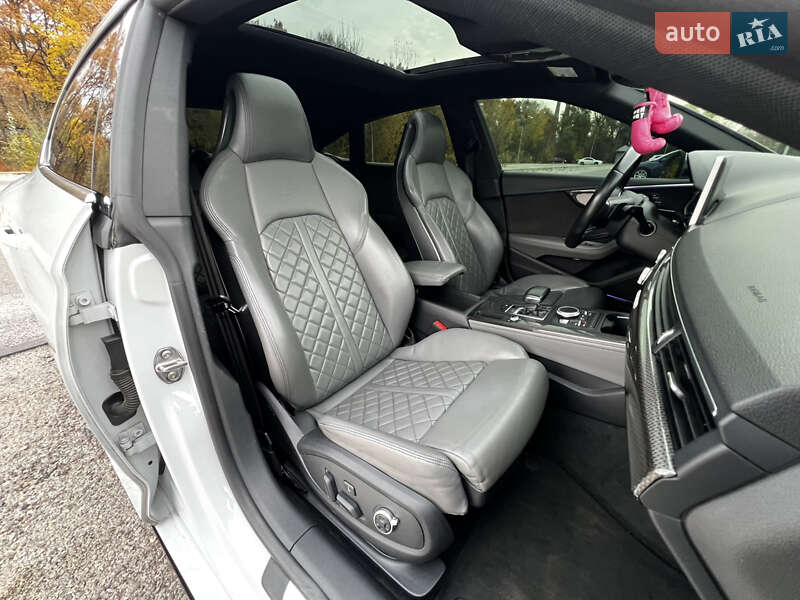 Лифтбек Audi S5 Sportback 2017 в Днепре фото 48 Лифтбек Audi S5 Sportback 2017 в Днепре
