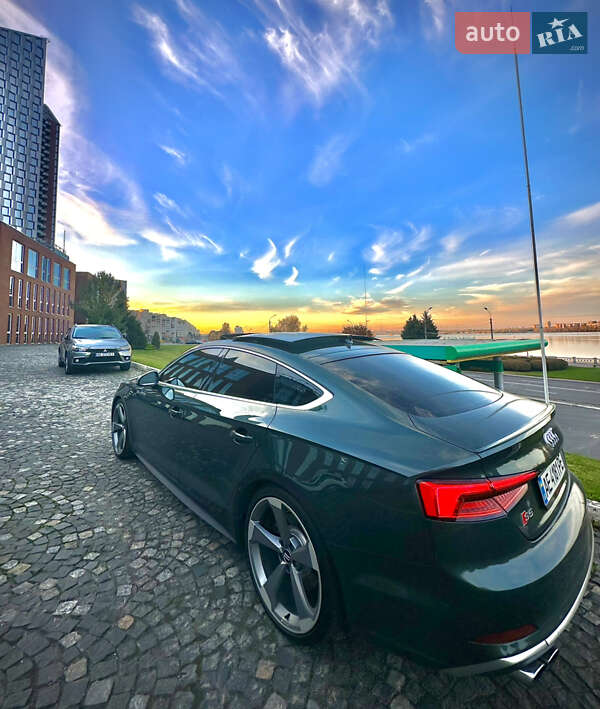 Ліфтбек Audi S5 Sportback 2017 в Дніпрі