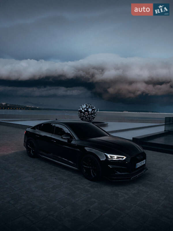 Ліфтбек Audi S5 Sportback 2017 в Кременчуці фото Ліфтбек Audi S5 Sportback 2017 в Кременчуці