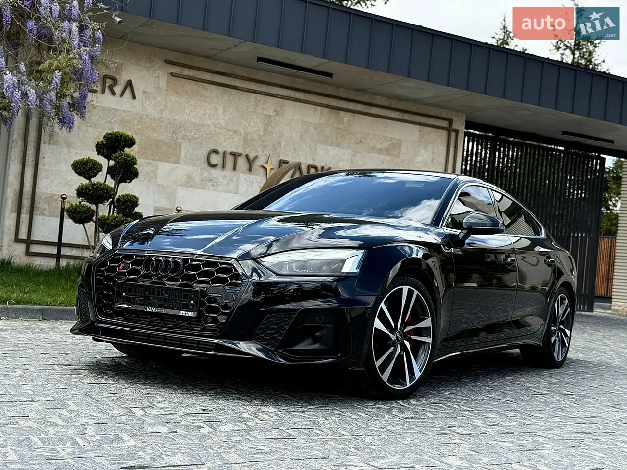 2020 Audi Q8 - мініатюра 76