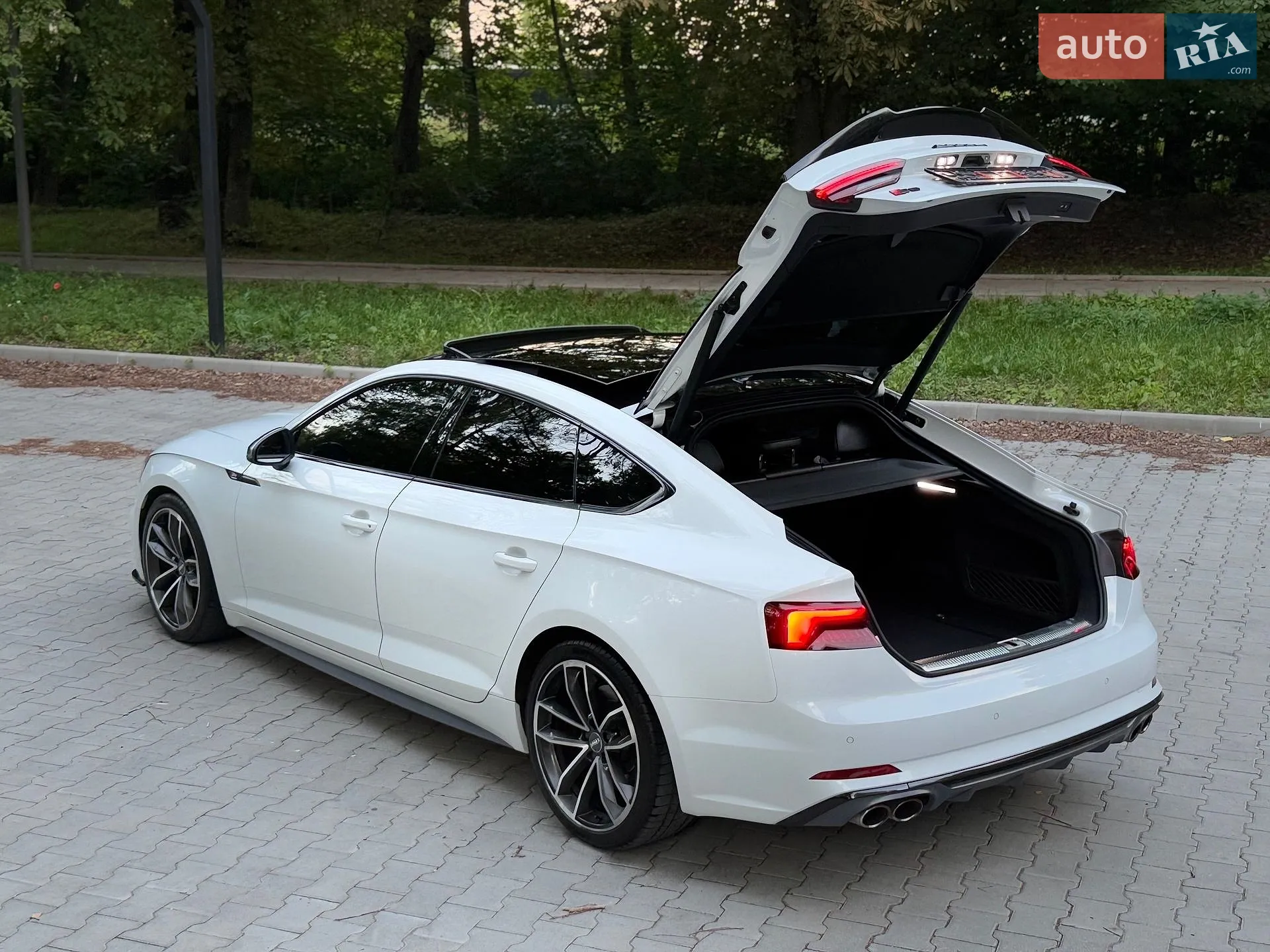 2017 Audi S5 - мініатюра 129