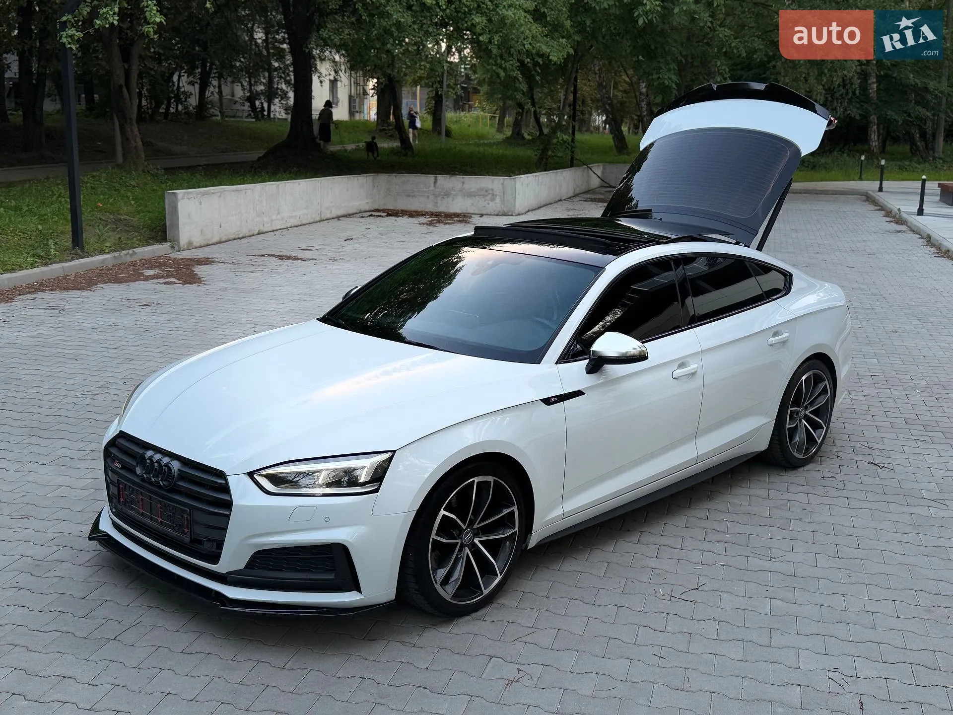2017 Audi S5 - мініатюра 133