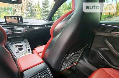 Седан Audi S5 2017 в 
