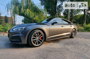 Седан Audi S5 2017 в 
