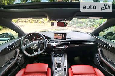 Седан Audi S5 2017 в 