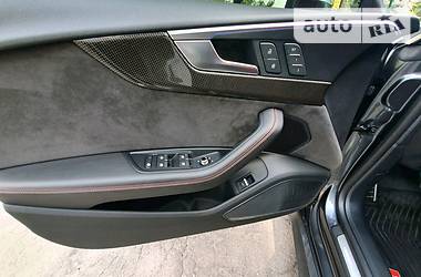 Седан Audi S5 2017 в 