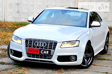 Купе Audi S5 2009 в Киеве