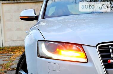 Купе Audi S5 2009 в Киеве