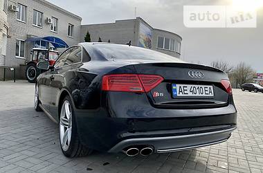 Купе Audi S5 2012 в 
