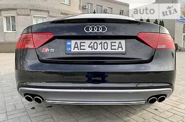 Купе Audi S5 2012 в 